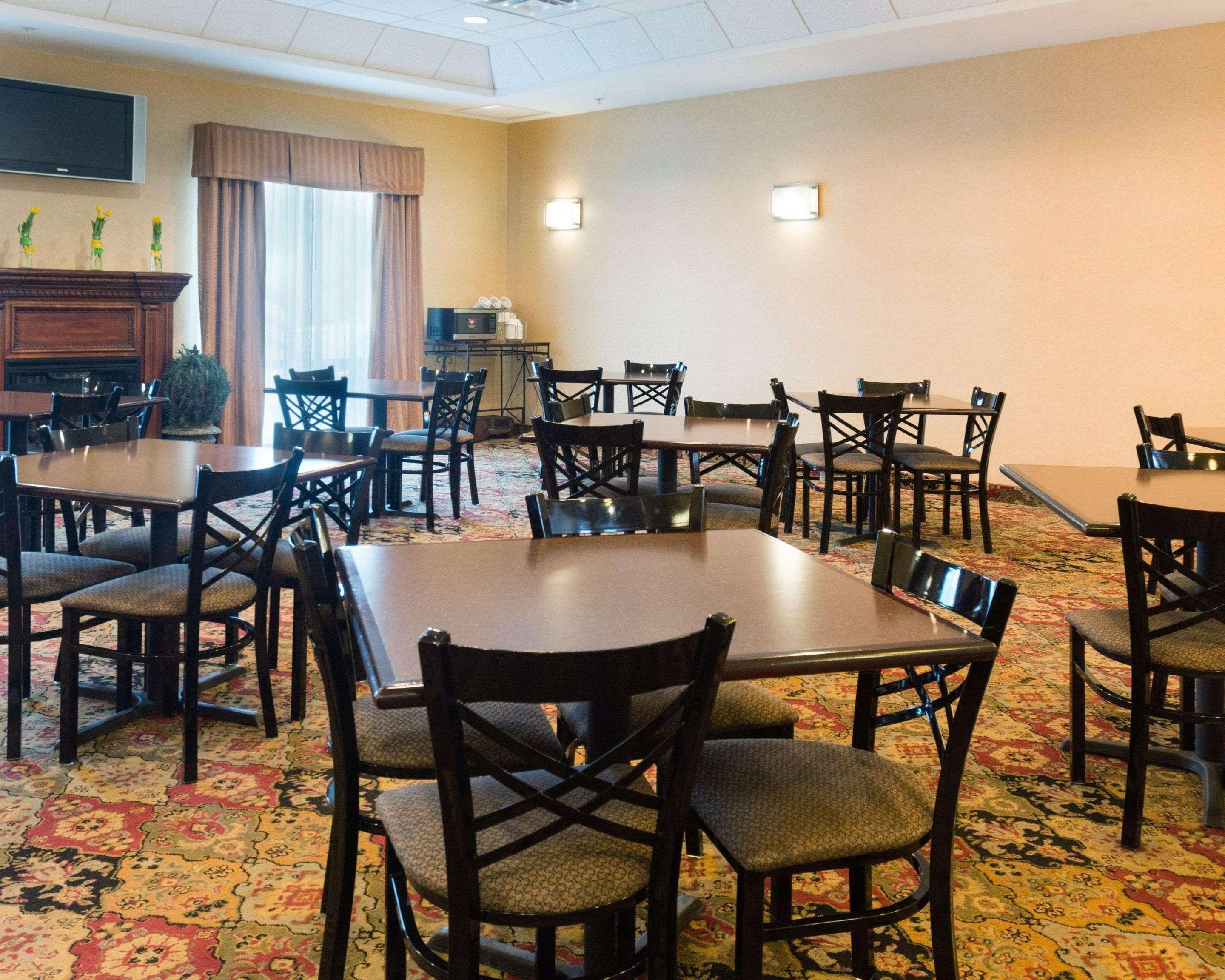 Comfort Suites Fredericksburg North Экстерьер фото